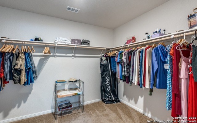 327 Elephants Ear DR, New Braunfels, TX 78130, 4 Habitaciones Habitaciones , ,2 BañosBaños,Residential,En Venta,327 Elephants Ear DR,0,1890942