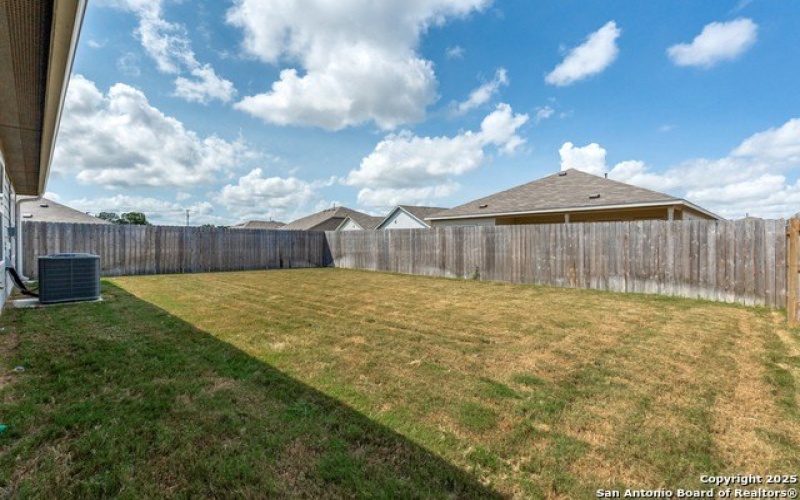 327 Elephants Ear DR, New Braunfels, TX 78130, 4 Habitaciones Habitaciones , ,2 BañosBaños,Residential,En Venta,327 Elephants Ear DR,0,1890942