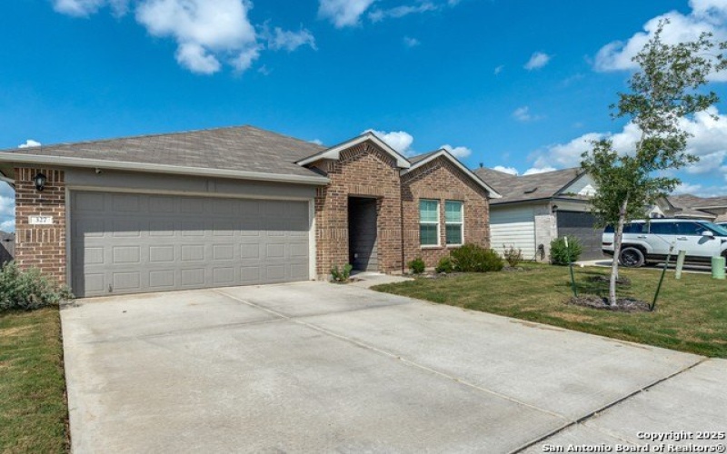327 Elephants Ear DR, New Braunfels, TX 78130, 4 Habitaciones Habitaciones , ,2 BañosBaños,Residential,En Venta,327 Elephants Ear DR,0,1890942