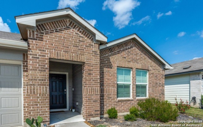 327 Elephants Ear DR, New Braunfels, TX 78130, 4 Habitaciones Habitaciones , ,2 BañosBaños,Residential,En Venta,327 Elephants Ear DR,0,1890942