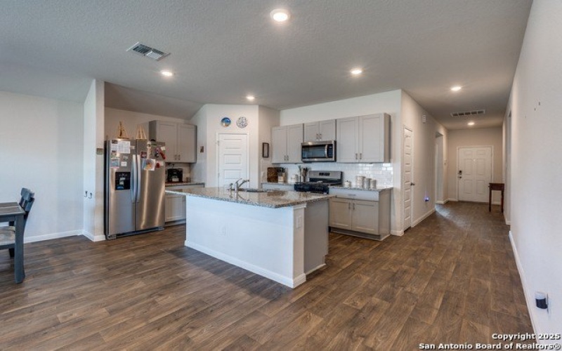 327 Elephants Ear DR, New Braunfels, TX 78130, 4 Habitaciones Habitaciones , ,2 BañosBaños,Residential,En Venta,327 Elephants Ear DR,0,1890942