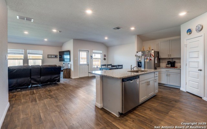 327 Elephants Ear DR, New Braunfels, TX 78130, 4 Habitaciones Habitaciones , ,2 BañosBaños,Residential,En Venta,327 Elephants Ear DR,0,1890942