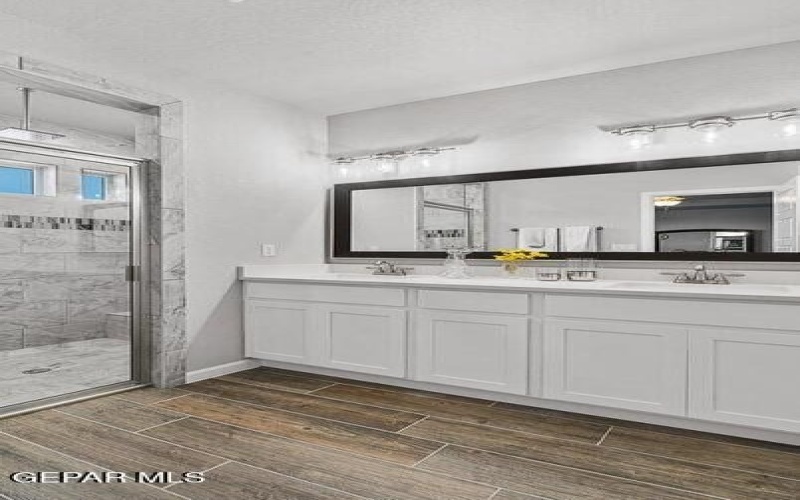 2500 sammy cervantes st, El Paso, TX 79938, 3 Habitaciones Habitaciones , ,3 BañosBaños,Residential,En Venta,2500 sammy cervantes st,913441