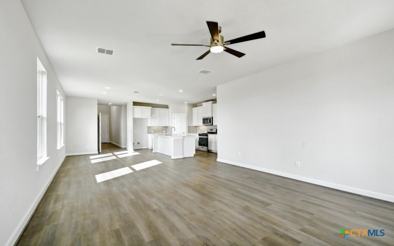 1510 Bluff Path, New Braunfels, TX 78130, 4 Bedrooms Bedrooms, ,3 BathroomsBathrooms,Residential,For Sale,1510 Bluff Path,0,553498