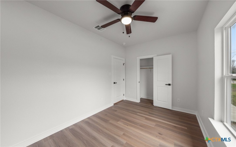 915 S 6th Street, Temple, TX 76501, 2 Habitaciones Habitaciones , ,1 BañoBaños,Residential,En Venta,915 S 6th Street,0,589066