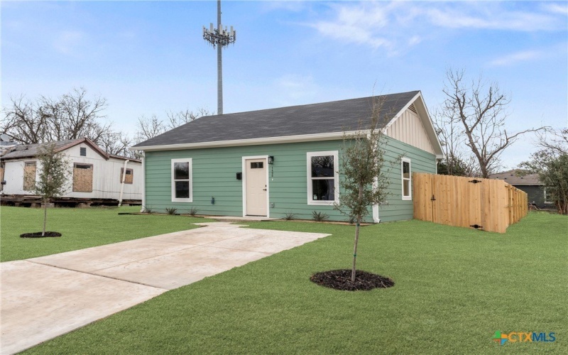 915 S 6th Street, Temple, TX 76501, 2 Habitaciones Habitaciones , ,1 BañoBaños,Residential,En Venta,915 S 6th Street,0,589066