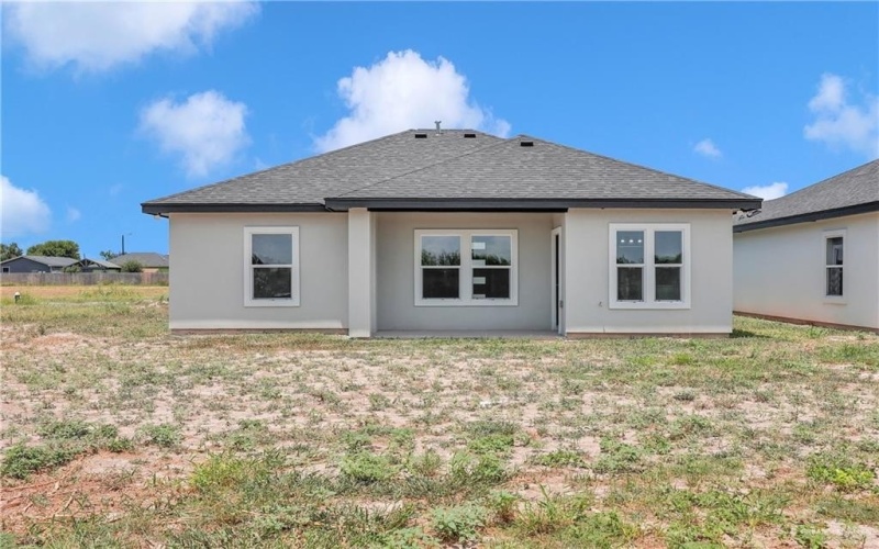 1334 S 9th Street, Alamo, TX 78516, 3 Habitaciones Habitaciones , ,2 BañosBaños,Residential,En Venta,1334 S 9th Street,0,478001