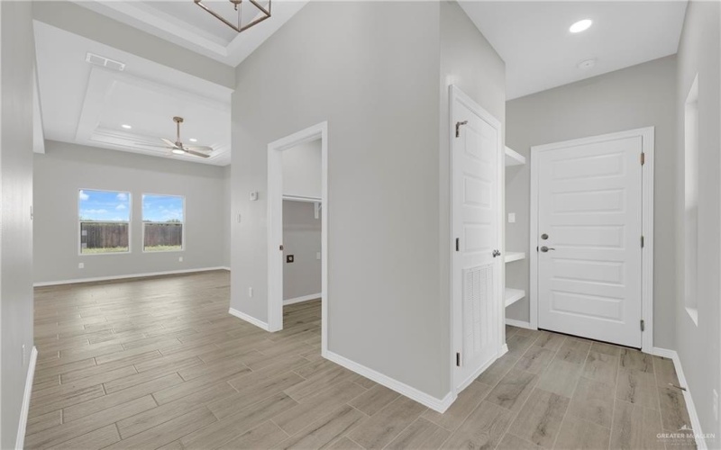 1334 S 9th Street, Alamo, TX 78516, 3 Habitaciones Habitaciones , ,2 BañosBaños,Residential,En Venta,1334 S 9th Street,0,478001