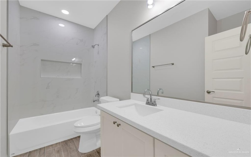 429 Serg Loop, Alamo, TX 78516, 3 Habitaciones Habitaciones , ,2 BañosBaños,Residential,En Venta,429 Serg Loop,0,478012