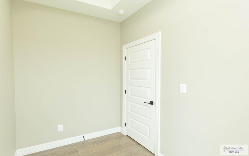 2605 S NEEL DR, BROWNSVILLE, TX 78526, 3 Habitaciones Habitaciones , ,2 BañosBaños,Residential,En Venta,2605 S NEEL DR,0,29766851