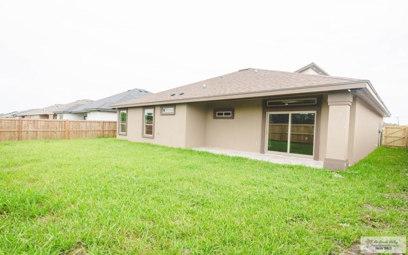 2605 S NEEL DR, BROWNSVILLE, TX 78526, 3 Habitaciones Habitaciones , ,2 BañosBaños,Residential,En Venta,2605 S NEEL DR,0,29766851
