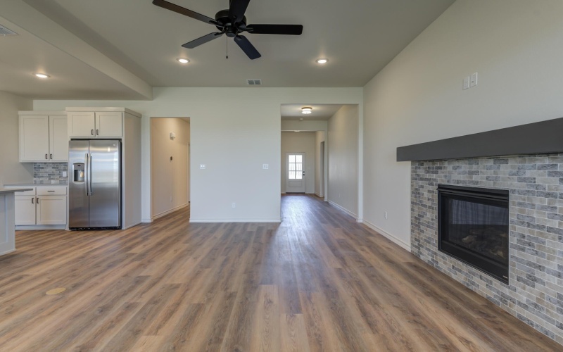 612 E 13th Street, Wolfforth, TX 79382, 4 Habitaciones Habitaciones , ,3 BañosBaños,Residential,En Venta,612 E 13th Street,0,202558876