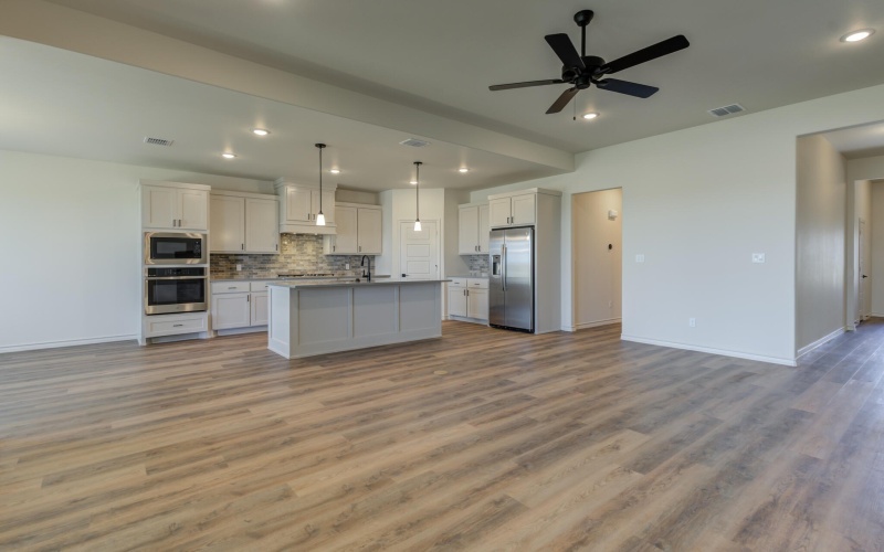 612 E 13th Street, Wolfforth, TX 79382, 4 Habitaciones Habitaciones , ,3 BañosBaños,Residential,En Venta,612 E 13th Street,0,202558876