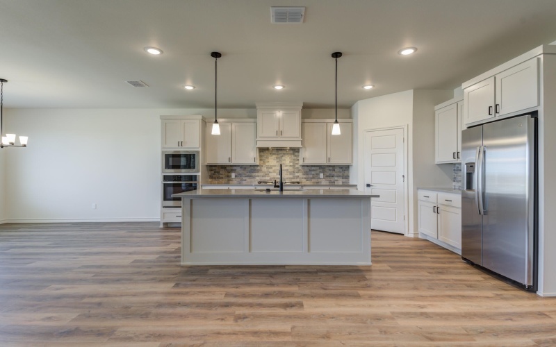 612 E 13th Street, Wolfforth, TX 79382, 4 Habitaciones Habitaciones , ,3 BañosBaños,Residential,En Venta,612 E 13th Street,0,202558876