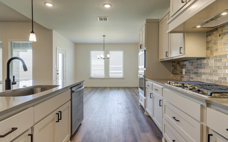 612 E 13th Street, Wolfforth, TX 79382, 4 Habitaciones Habitaciones , ,3 BañosBaños,Residential,En Venta,612 E 13th Street,0,202558876