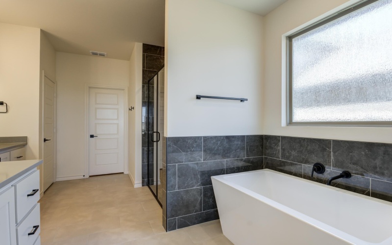 612 E 13th Street, Wolfforth, TX 79382, 4 Habitaciones Habitaciones , ,3 BañosBaños,Residential,En Venta,612 E 13th Street,0,202558876