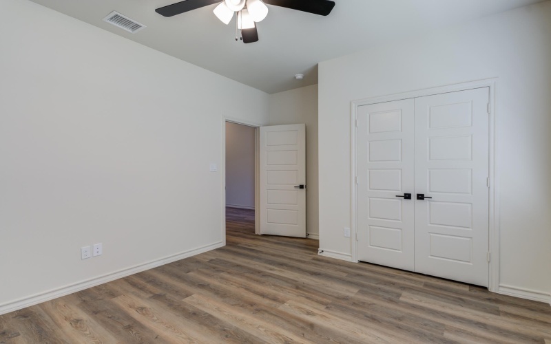 612 E 13th Street, Wolfforth, TX 79382, 4 Habitaciones Habitaciones , ,3 BañosBaños,Residential,En Venta,612 E 13th Street,0,202558876