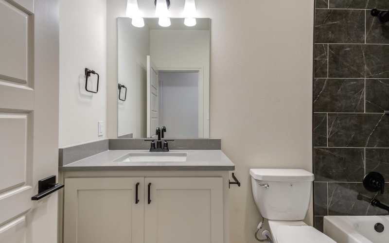 612 E 13th Street, Wolfforth, TX 79382, 4 Habitaciones Habitaciones , ,3 BañosBaños,Residential,En Venta,612 E 13th Street,0,202558876