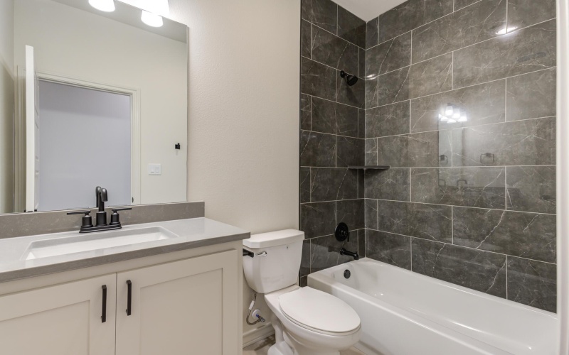612 E 13th Street, Wolfforth, TX 79382, 4 Habitaciones Habitaciones , ,3 BañosBaños,Residential,En Venta,612 E 13th Street,0,202558876