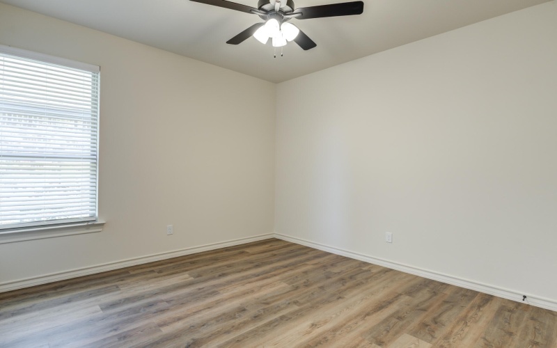 612 E 13th Street, Wolfforth, TX 79382, 4 Habitaciones Habitaciones , ,3 BañosBaños,Residential,En Venta,612 E 13th Street,0,202558876