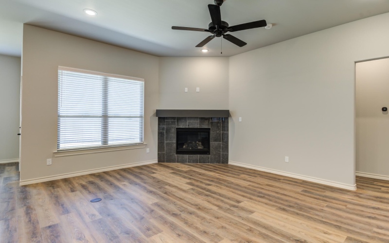 601 E 13th Street, Wolfforth, TX 79382, 4 Bedrooms Bedrooms, ,3 BathroomsBathrooms,Residential,For Sale,601 E 13th Street,0,202558878