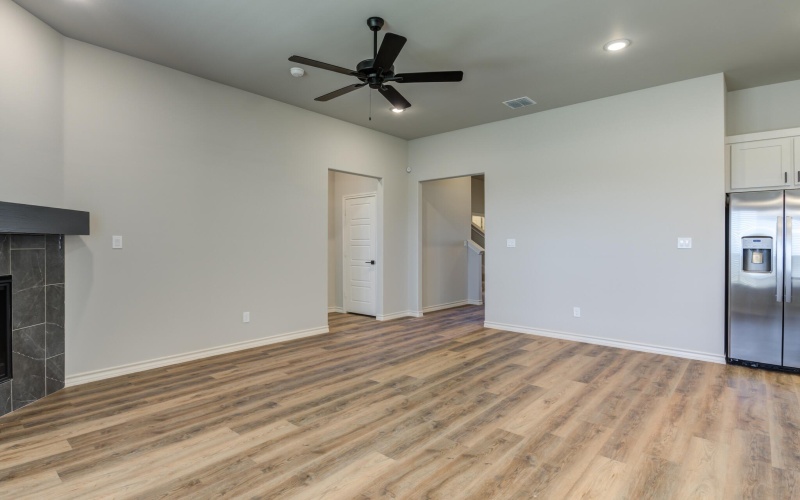 601 E 13th Street, Wolfforth, TX 79382, 4 Bedrooms Bedrooms, ,3 BathroomsBathrooms,Residential,For Sale,601 E 13th Street,0,202558878