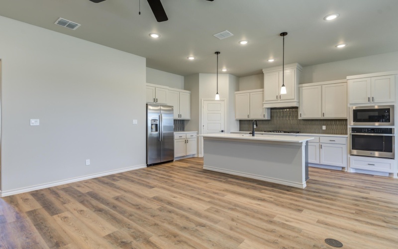 601 E 13th Street, Wolfforth, TX 79382, 4 Bedrooms Bedrooms, ,3 BathroomsBathrooms,Residential,For Sale,601 E 13th Street,0,202558878