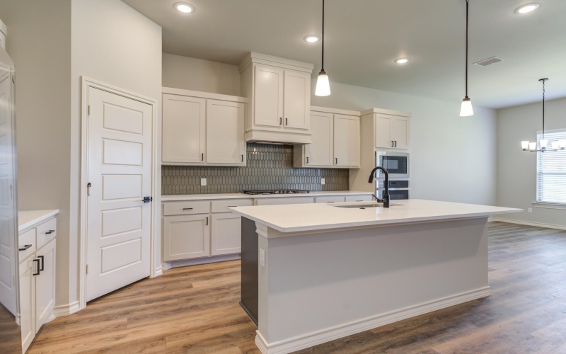601 E 13th Street, Wolfforth, TX 79382, 4 Bedrooms Bedrooms, ,3 BathroomsBathrooms,Residential,For Sale,601 E 13th Street,0,202558878