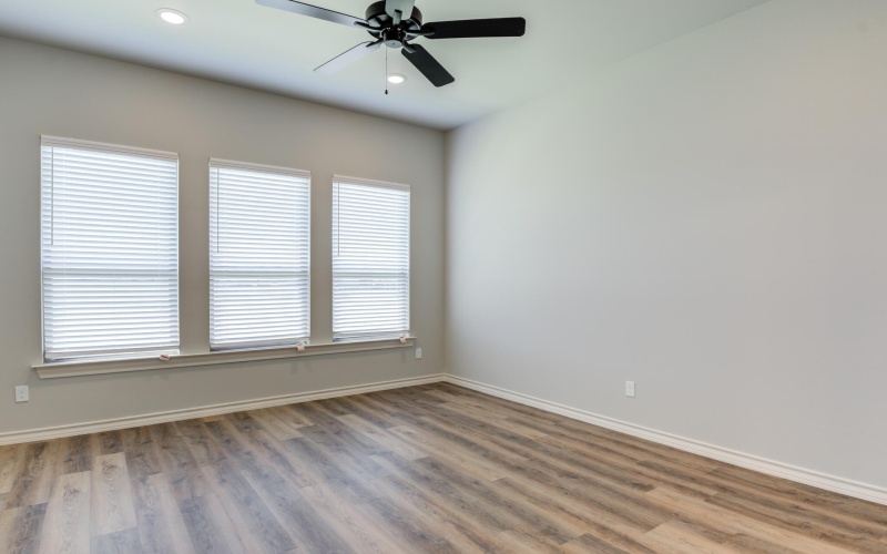 601 E 13th Street, Wolfforth, TX 79382, 4 Bedrooms Bedrooms, ,3 BathroomsBathrooms,Residential,For Sale,601 E 13th Street,0,202558878