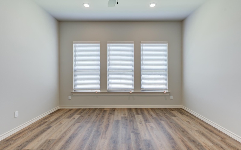 601 E 13th Street, Wolfforth, TX 79382, 4 Bedrooms Bedrooms, ,3 BathroomsBathrooms,Residential,For Sale,601 E 13th Street,0,202558878