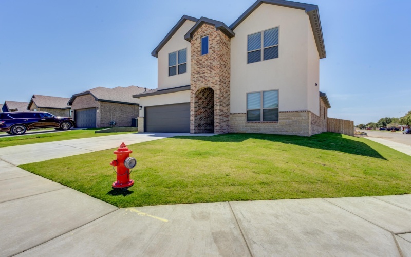 601 E 13th Street, Wolfforth, TX 79382, 4 Bedrooms Bedrooms, ,3 BathroomsBathrooms,Residential,For Sale,601 E 13th Street,0,202558878