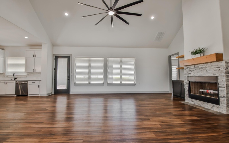 6902 Wilson Crk Lane, Lubbock, TX 79407, 6 Bedrooms Bedrooms, ,5 BathroomsBathrooms,Residential,For Sale,6902 Wilson Crk Lane,0,202558882