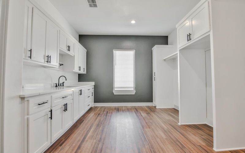 6902 Wilson Crk Lane, Lubbock, TX 79407, 6 Bedrooms Bedrooms, ,5 BathroomsBathrooms,Residential,For Sale,6902 Wilson Crk Lane,0,202558882