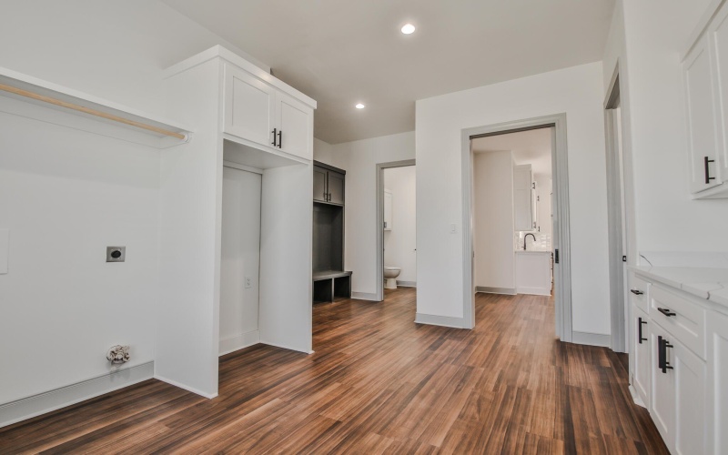 6902 Wilson Crk Lane, Lubbock, TX 79407, 6 Bedrooms Bedrooms, ,5 BathroomsBathrooms,Residential,For Sale,6902 Wilson Crk Lane,0,202558882