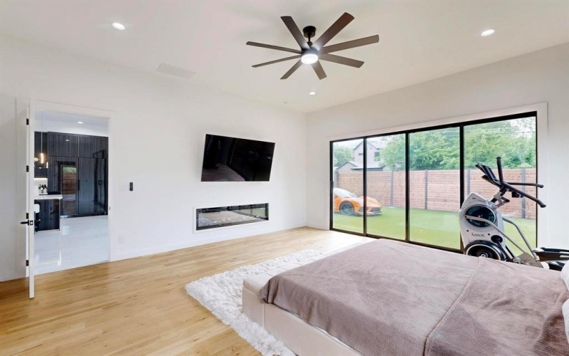 3828 Eaton Drive, Dallas, TX 75220, 5 Bedrooms Bedrooms, ,5 BathroomsBathrooms,Residential,For Sale,3828 Eaton Drive,0,20968224