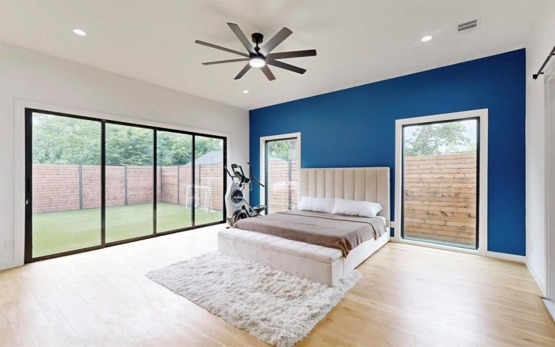 3828 Eaton Drive, Dallas, TX 75220, 5 Bedrooms Bedrooms, ,5 BathroomsBathrooms,Residential,For Sale,3828 Eaton Drive,0,20968224