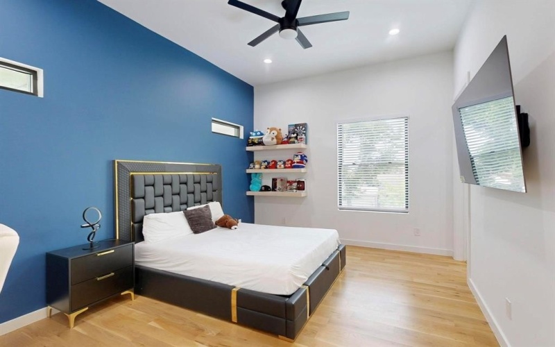 3828 Eaton Drive, Dallas, TX 75220, 5 Bedrooms Bedrooms, ,5 BathroomsBathrooms,Residential,For Sale,3828 Eaton Drive,0,20968224