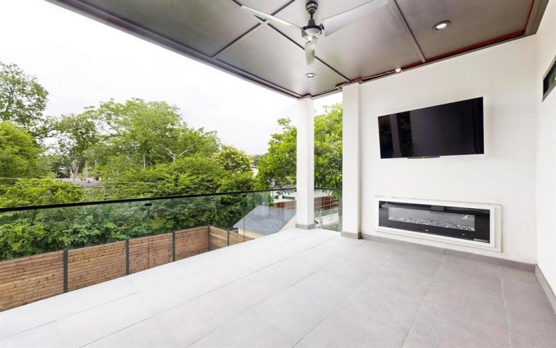3828 Eaton Drive, Dallas, TX 75220, 5 Bedrooms Bedrooms, ,5 BathroomsBathrooms,Residential,For Sale,3828 Eaton Drive,0,20968224