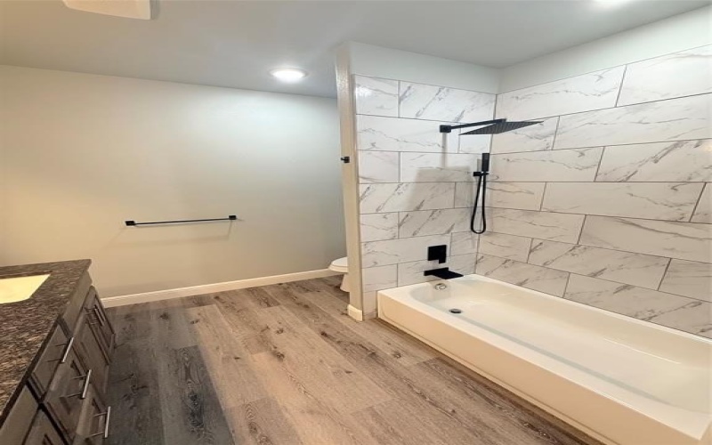 202 Mansfield Road, Cleburne, TX 76031, 3 Habitaciones Habitaciones , ,2 BañosBaños,Residential,En Venta,202 Mansfield Road,0,21002150