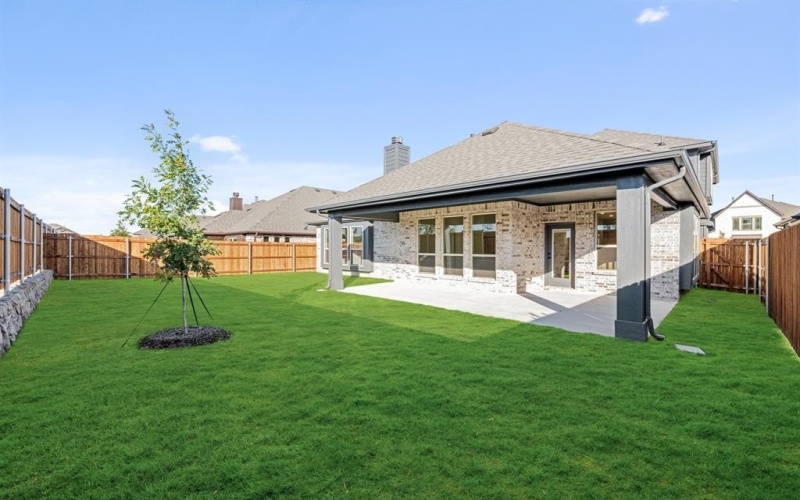 450 Aspen Way, Lavon, TX 75166, 4 Bedrooms Bedrooms, ,3 BathroomsBathrooms,Residential,For Sale,450 Aspen Way,0,21020369