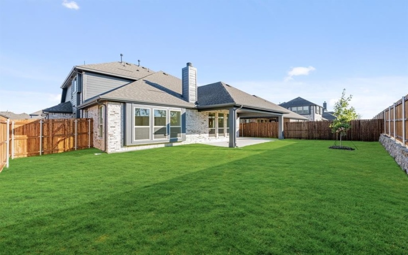 450 Aspen Way, Lavon, TX 75166, 4 Bedrooms Bedrooms, ,3 BathroomsBathrooms,Residential,For Sale,450 Aspen Way,0,21020369