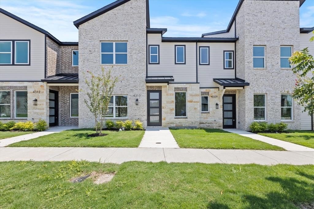 4313 Centerton Mews, Rowlett, TX 75089, 3 Habitaciones Habitaciones , ,2 BañosBaños,Residential,En Venta,4313 Centerton Mews,0,21022089