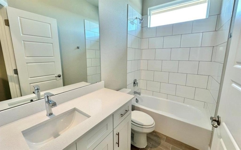 10817 BLACK ONYX Drive, Fort Worth, TX 76036, 5 Habitaciones Habitaciones , ,5 BañosBaños,Residential,En Venta,10817 BLACK ONYX Drive,0,21022795
