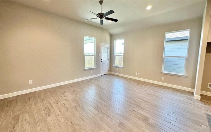 10624 ZIRCON Lane, Fort Worth, TX 76036, 5 Bedrooms Bedrooms, ,3 BathroomsBathrooms,Residential,For Sale,10624 ZIRCON Lane,0,21022835
