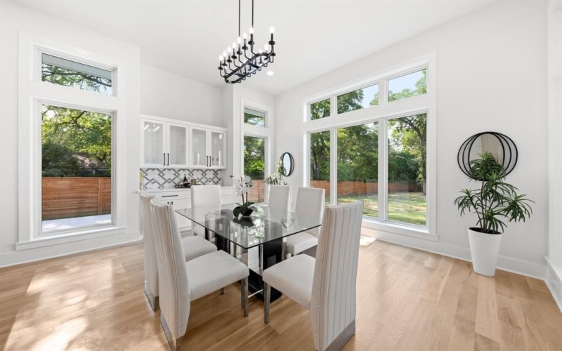 3115 GIBBS WILLIAMS Road, Dallas, TX 75233, 3 Habitaciones Habitaciones , ,3 BañosBaños,Residential,En Venta,3115 GIBBS WILLIAMS Road,0,21023605
