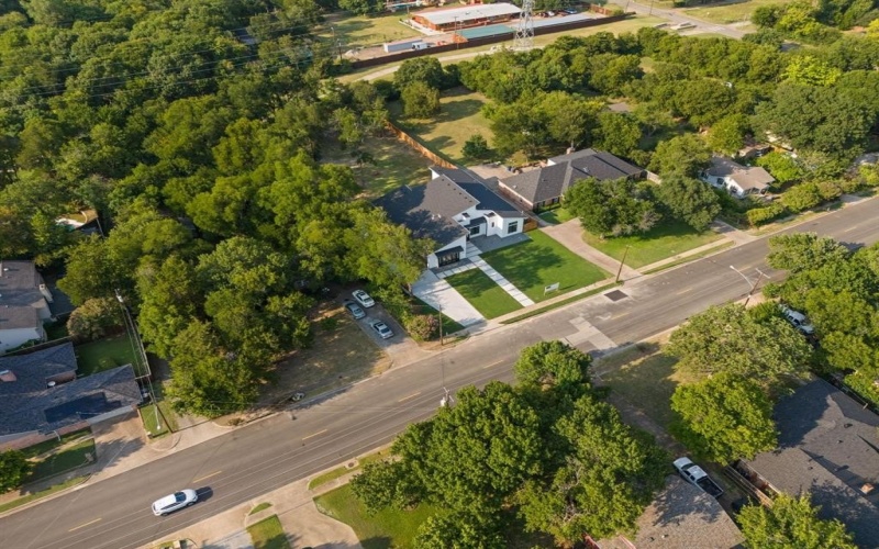 3115 GIBBS WILLIAMS Road, Dallas, TX 75233, 3 Habitaciones Habitaciones , ,3 BañosBaños,Residential,En Venta,3115 GIBBS WILLIAMS Road,0,21023605