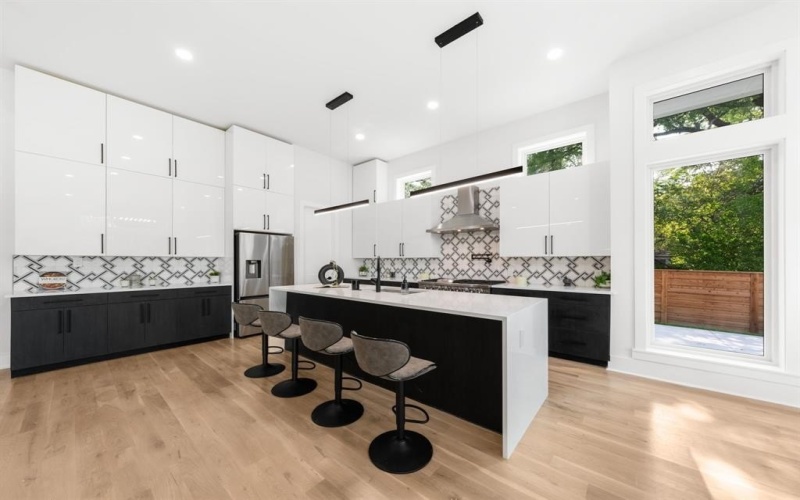 3115 GIBBS WILLIAMS Road, Dallas, TX 75233, 3 Habitaciones Habitaciones , ,3 BañosBaños,Residential,En Venta,3115 GIBBS WILLIAMS Road,0,21023605
