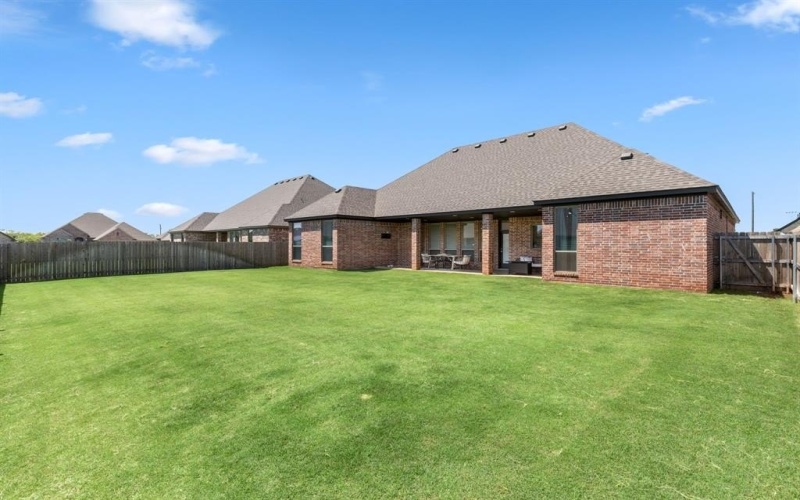 4802 Silver Crest Drive, Wichita Falls, TX 76310, 4 Habitaciones Habitaciones , ,5 BañosBaños,Residential,En Venta,4802 Silver Crest Drive,0,21023793