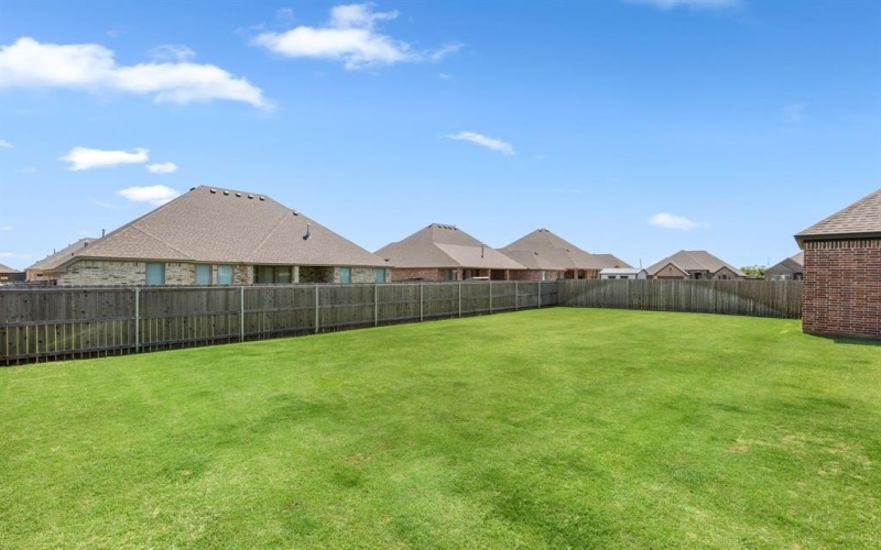 4802 Silver Crest Drive, Wichita Falls, TX 76310, 4 Habitaciones Habitaciones , ,5 BañosBaños,Residential,En Venta,4802 Silver Crest Drive,0,21023793