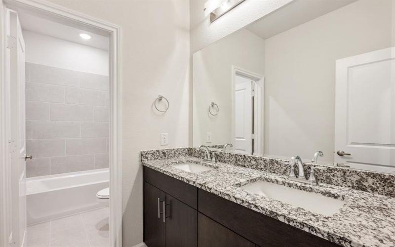 109 Winterwood Drive, Lavon, TX 75166, 4 Bedrooms Bedrooms, ,3 BathroomsBathrooms,Residential,For Sale,109 Winterwood Drive,0,21024366